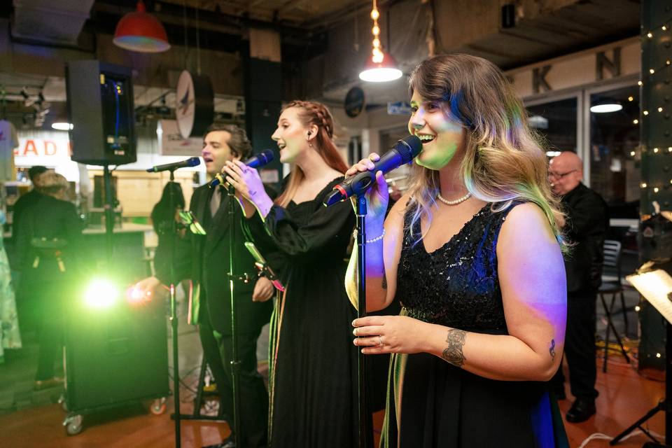 Strangers Band