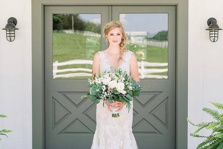 Kara's stunning bridal portrait