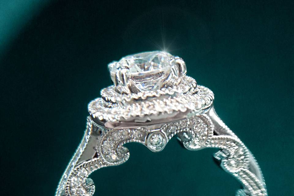 Intricately detailed double halo engagement from Scott Kay.