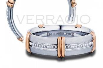 Unique two-tone men's wedding band from Verragio.