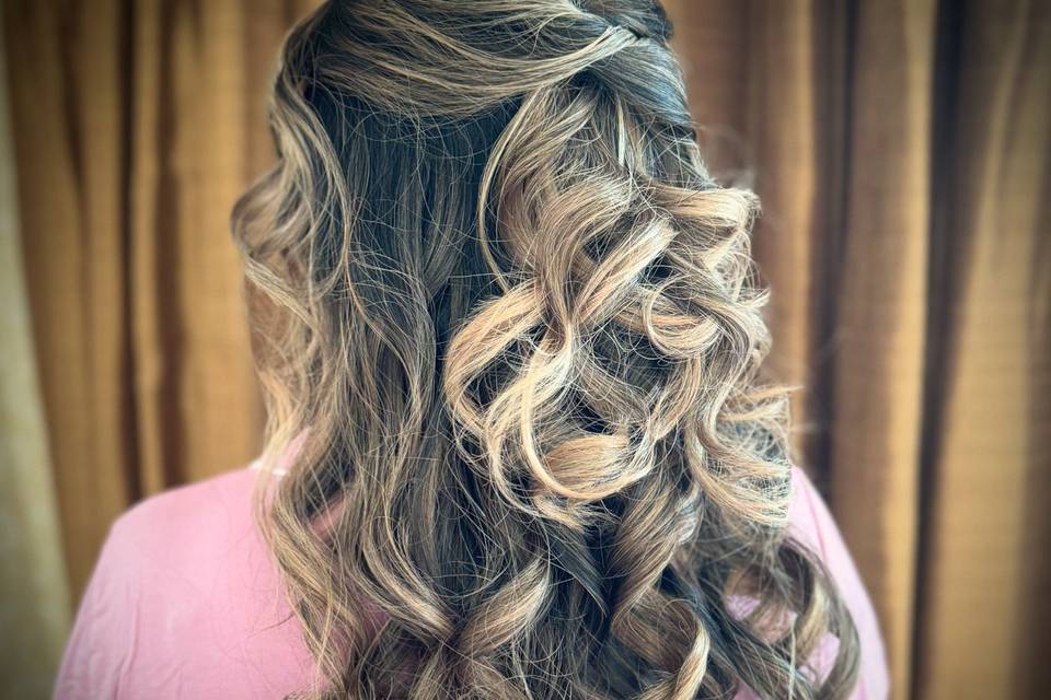 Bridesmaid hair
