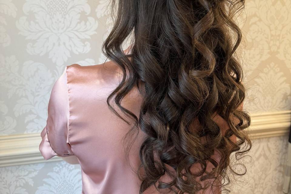 Bridesmaid hair