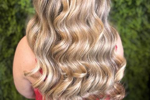 Hollywood waves half up