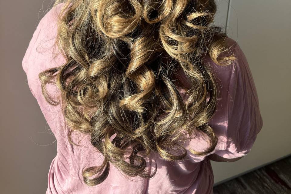 Bridesmaid hair