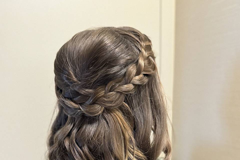 Bridesmaid hair