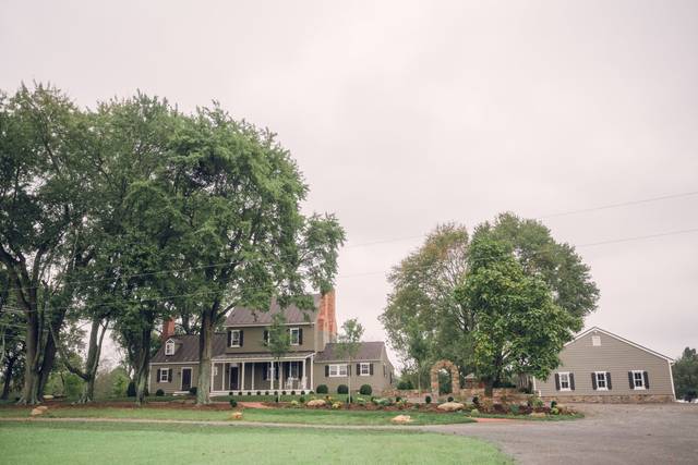 Fleetwood winery shop