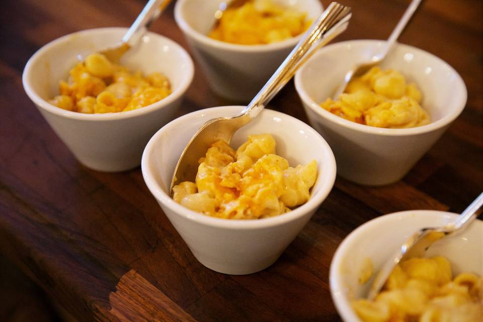 Mac & Cheese Cups