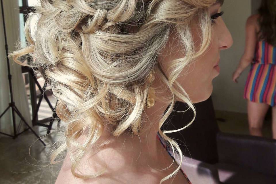 Beach Wedding Hairstyle