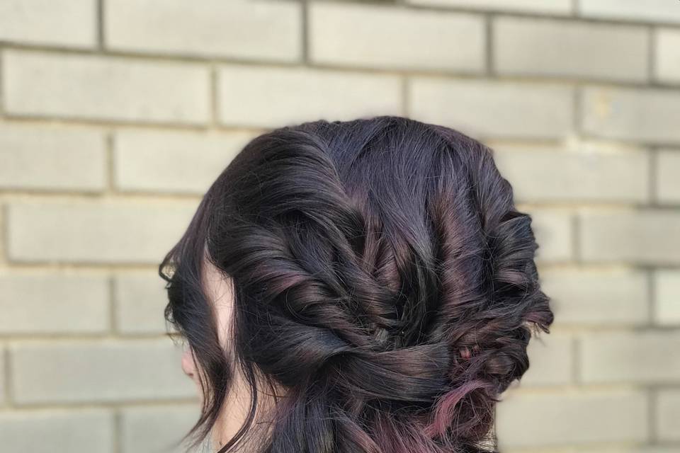 Beautiful wedding hair