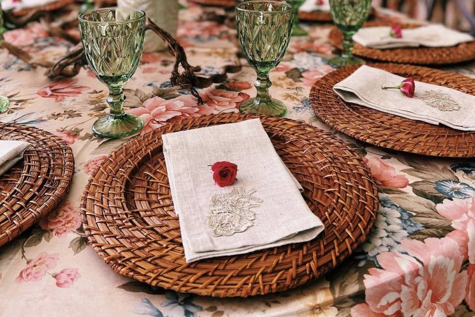Table arrangement