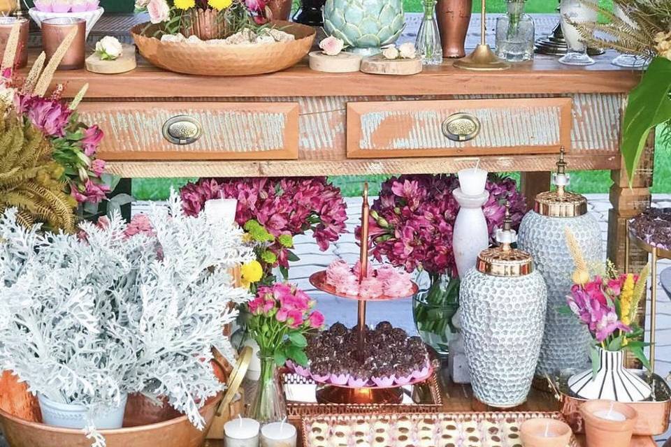 Table arrangement