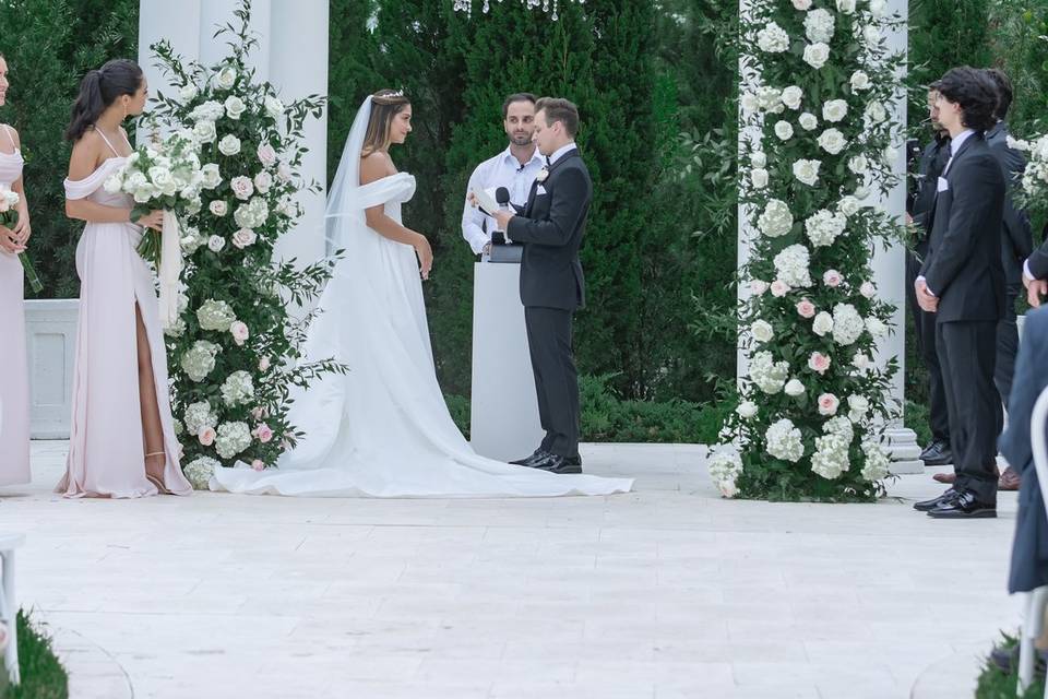 Alex & Luana by Sam Sacramento