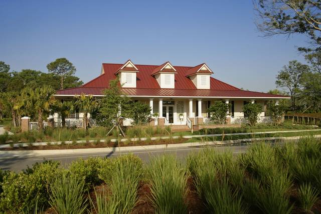 River Hall Country Club