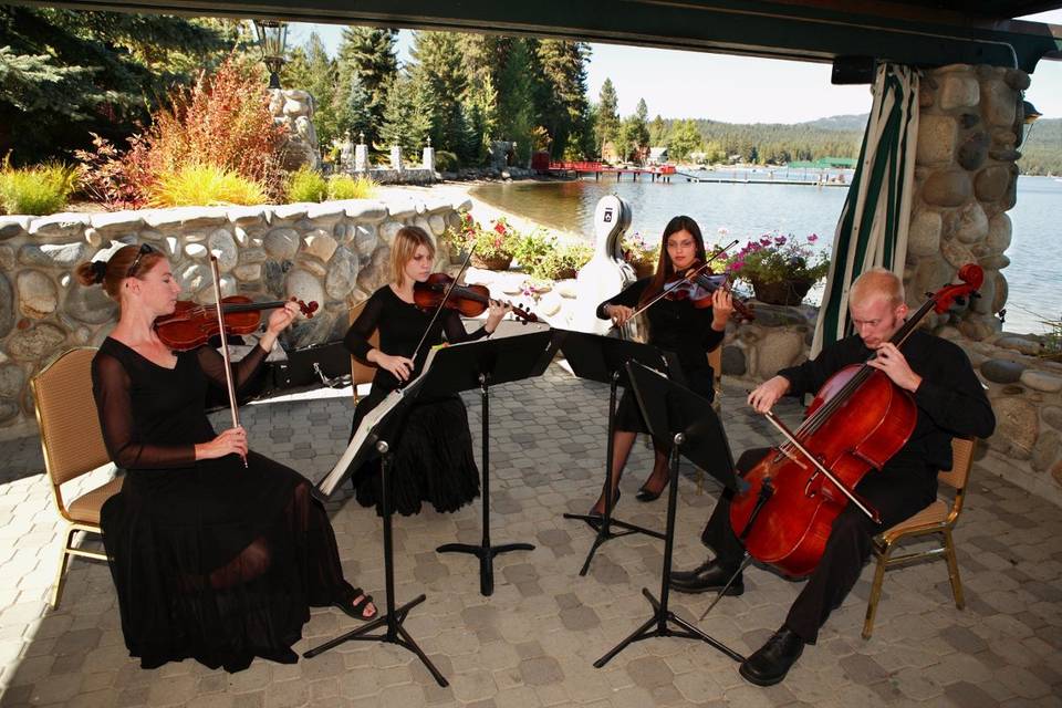 Shore Lodge on the beautiful Payette Lake in McCall - pure magic!