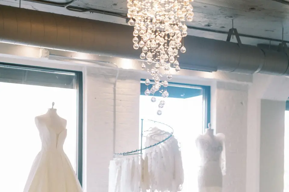 White Dress Bridal Boutique - Reviews, Photos & Deals 2026 - Milwaukee, WI - WeddingWire White Dress Bridal Boutique - Reviews, Photos & Deals 2026 - Milwaukee, WI - WeddingWire