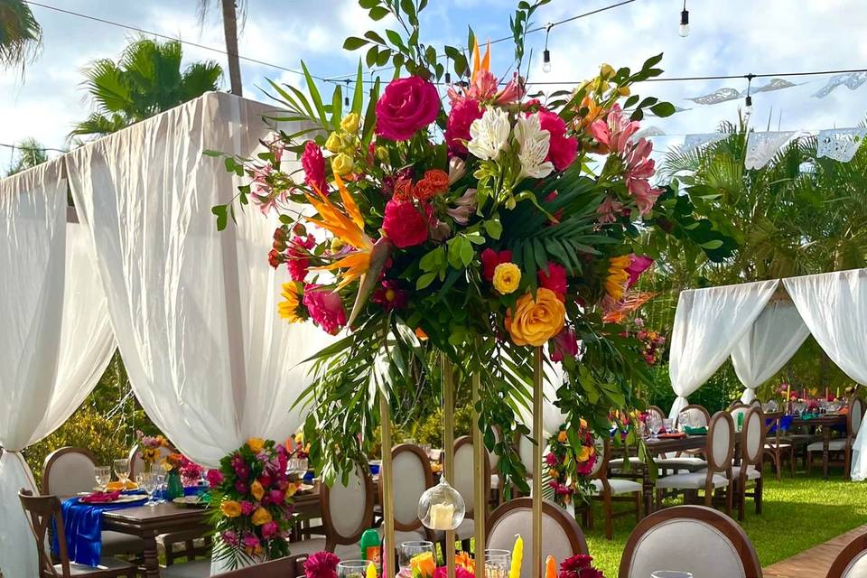 Tall centerpiece