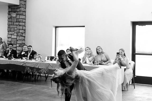 Www.sarahleewelchweddings.com