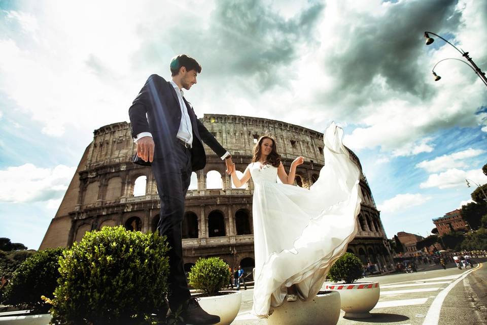 Bride and Groom in Rome