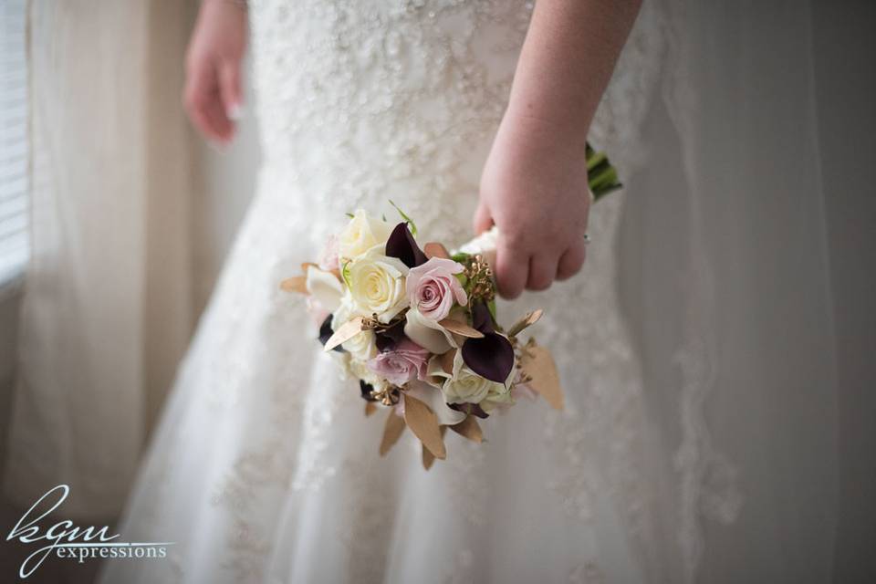 Bright red bouquet