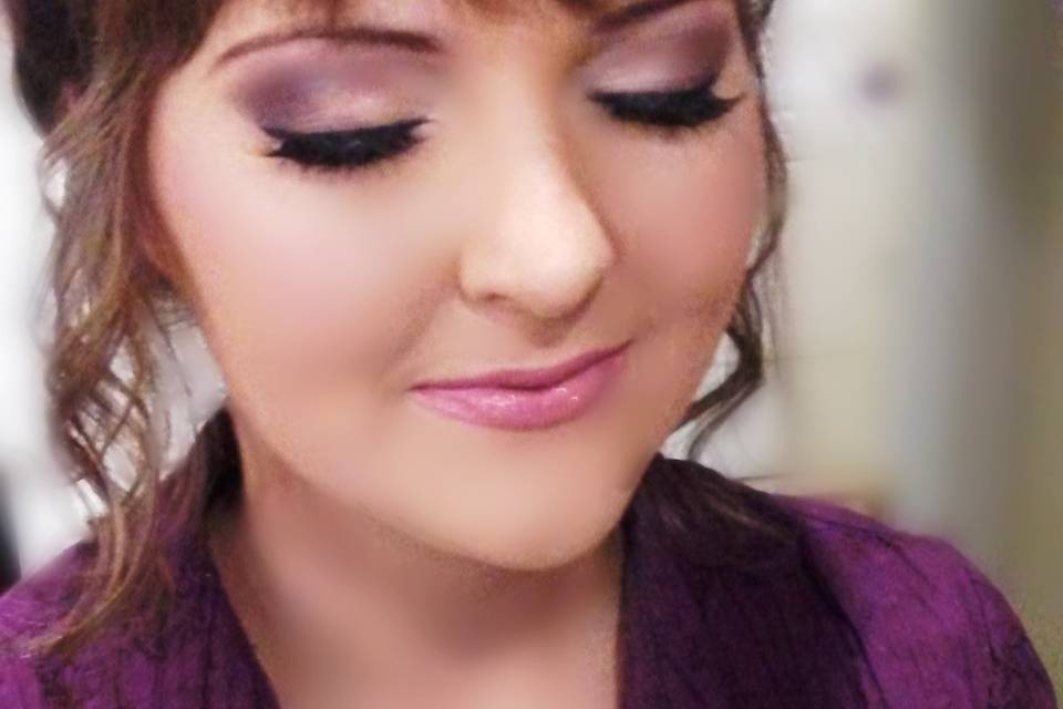 Bridal makeup after closed