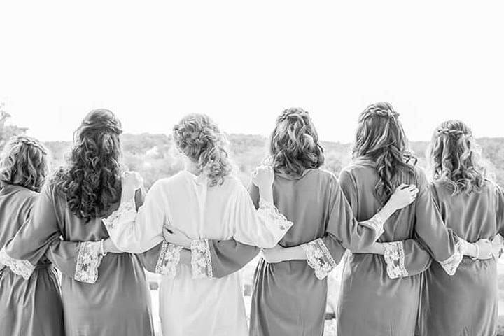 Bride and her bridesmaids