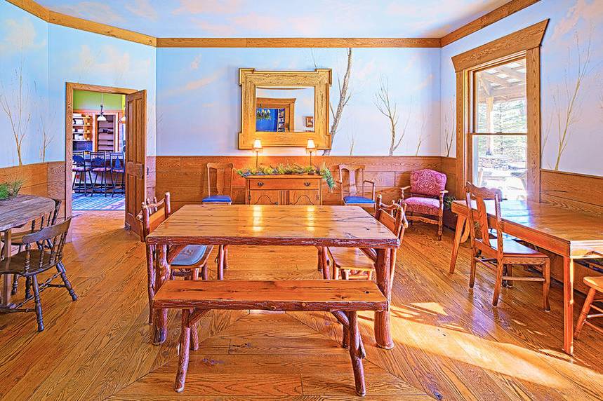 Legends Woodland Lodge