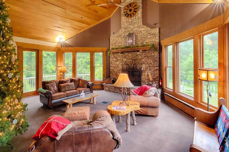 Legends Woodland Lodge