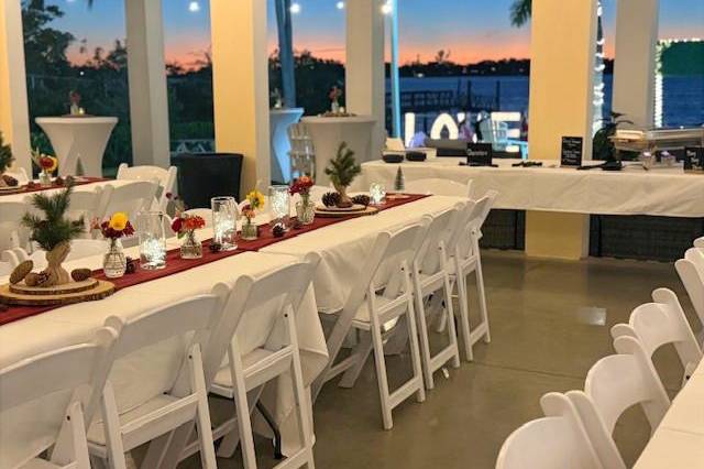 Evie's On the Bay