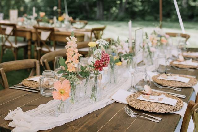 Outdoor tent wedding