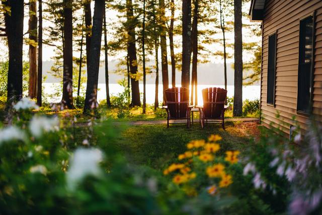 Wolf Cove Inn