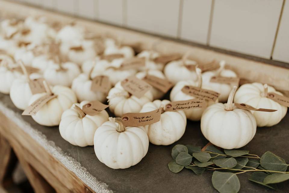 Cocktail reception decor