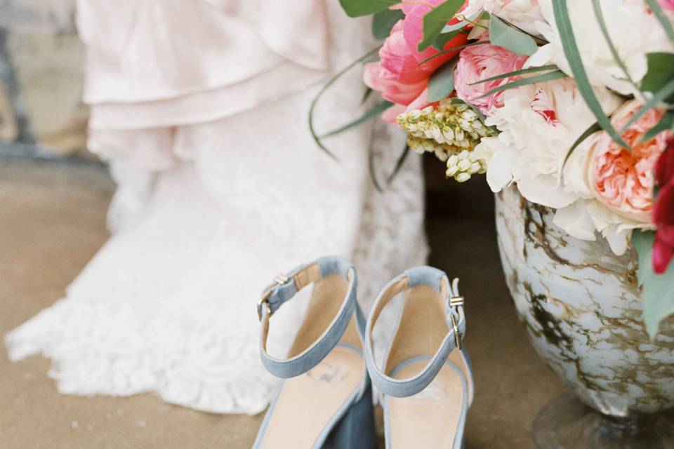 Gorgeous Bride's Details