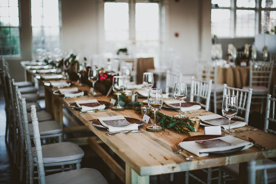 Manor House Farm Table