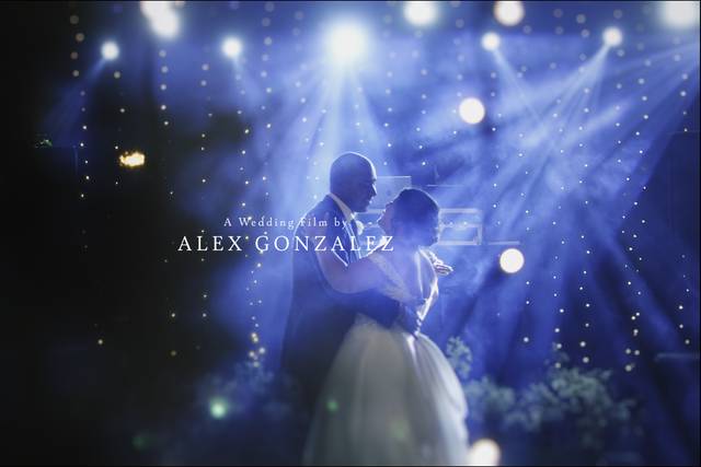 Alex González Weddings