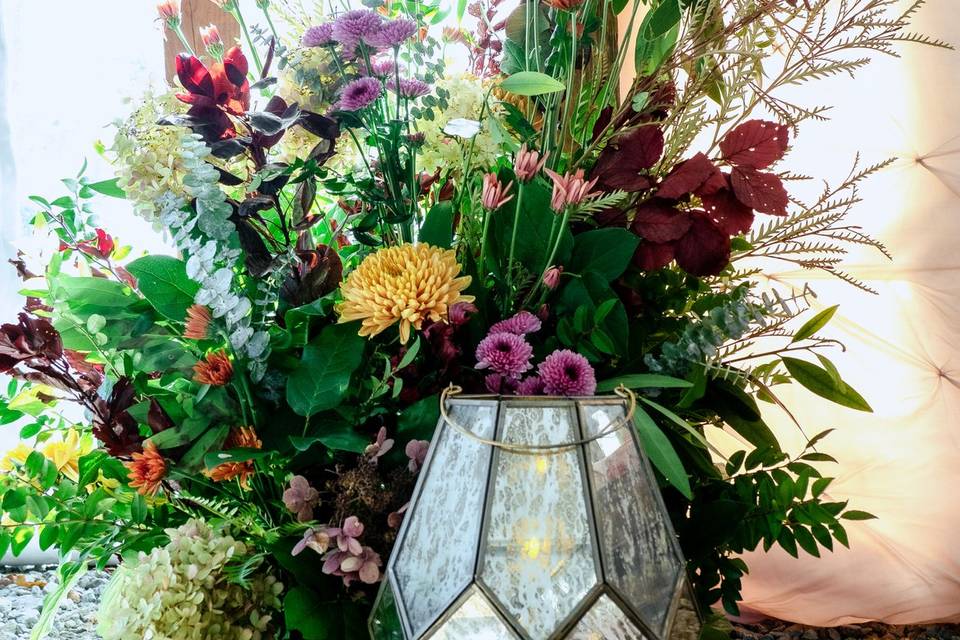 Large faceted lantern