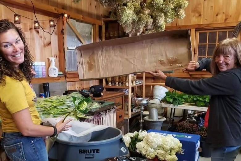 Foster Hill Floral Designers