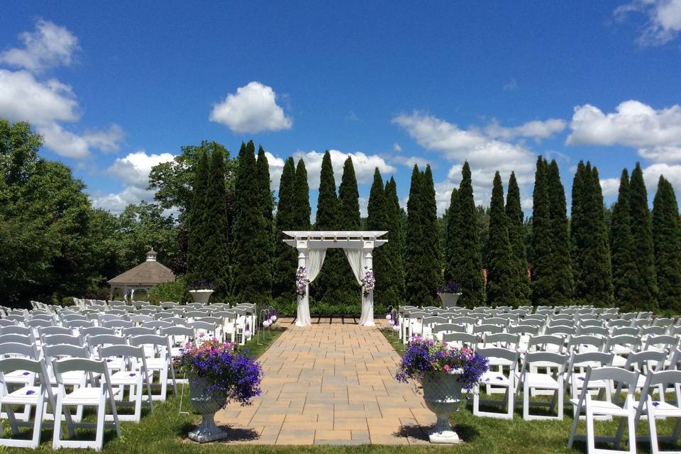 Outdoor wedding set up