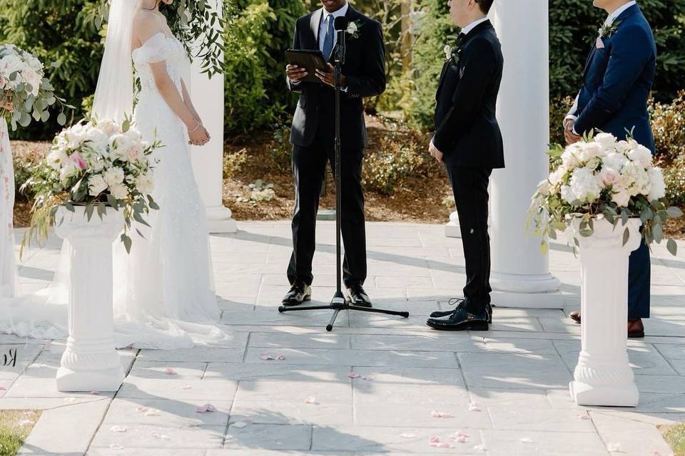 Bridesmaids bouquets