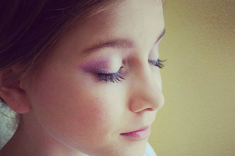 Bridesmaid makeup