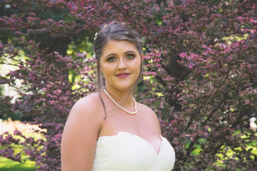 A stunning bride enjoys her fabulous look