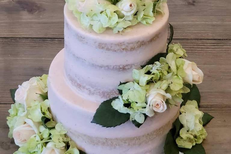 Beautiful floral naked cake