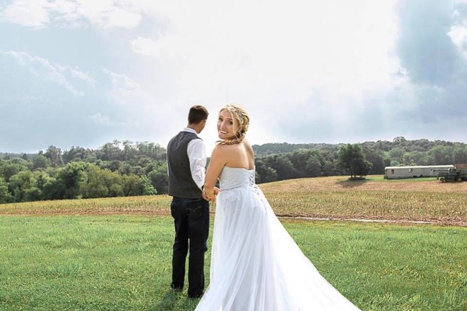 Outdoor wedding portraits