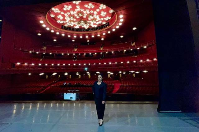 Stage Kennedy Center Opera Hou