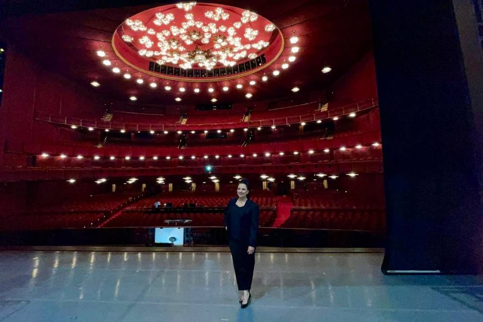 Stage Kennedy Center Opera Hou