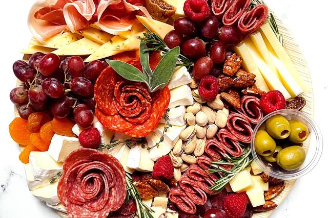 Salami roses