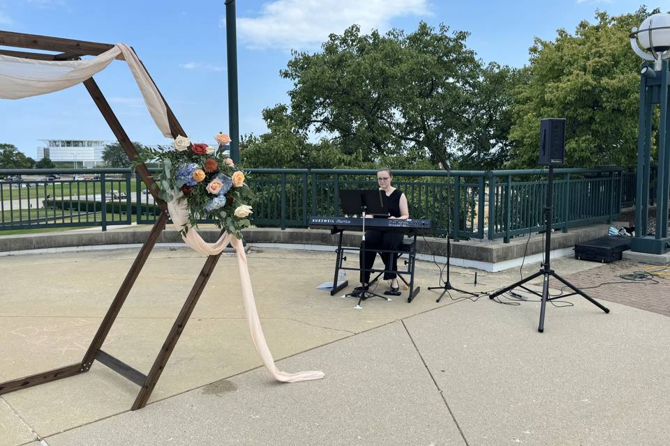 Piano with Wedding Arch