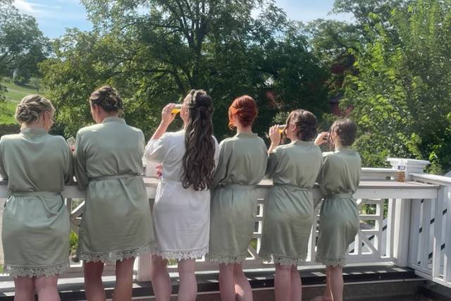 Beautiful wedding party