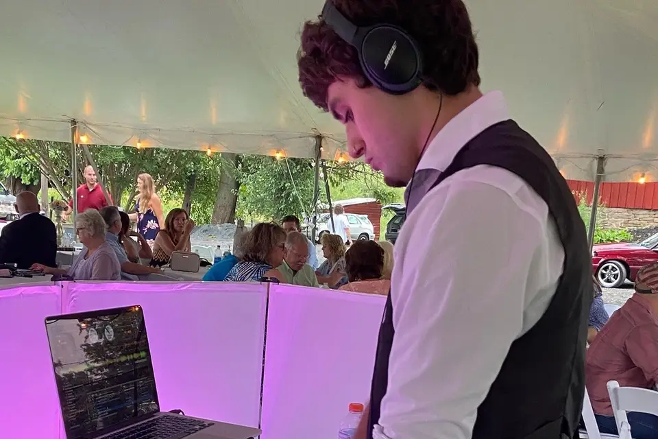 Marvelous Entertainment  Wedding DJ - View 8 Reviews and 22 Pictures