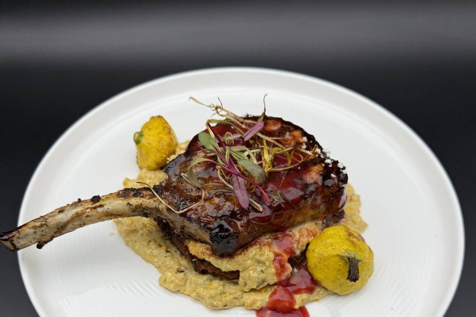 Tomahawk Steak