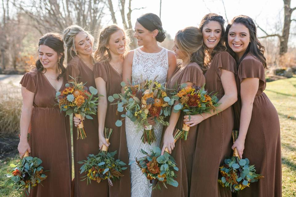 Fall wedding party